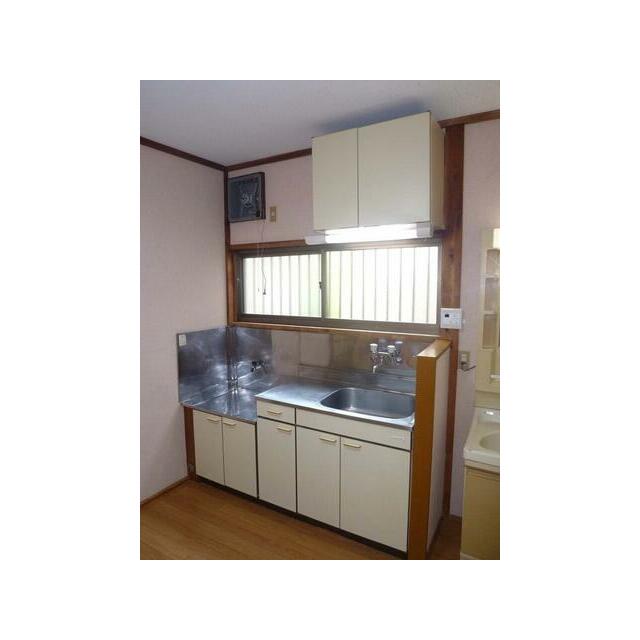 キッチンは2026年3月新品になります。