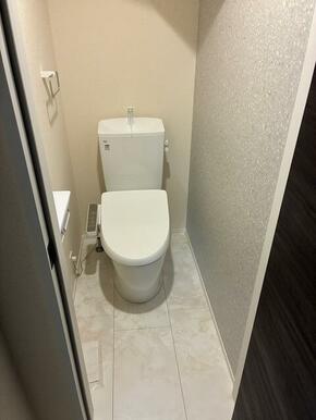 見落としなしで隅々チェック。トイレは家を映す鑑となります。（5号棟）