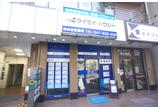情報提供会社