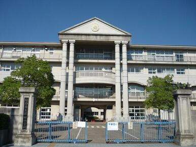 越谷市立花田小学校