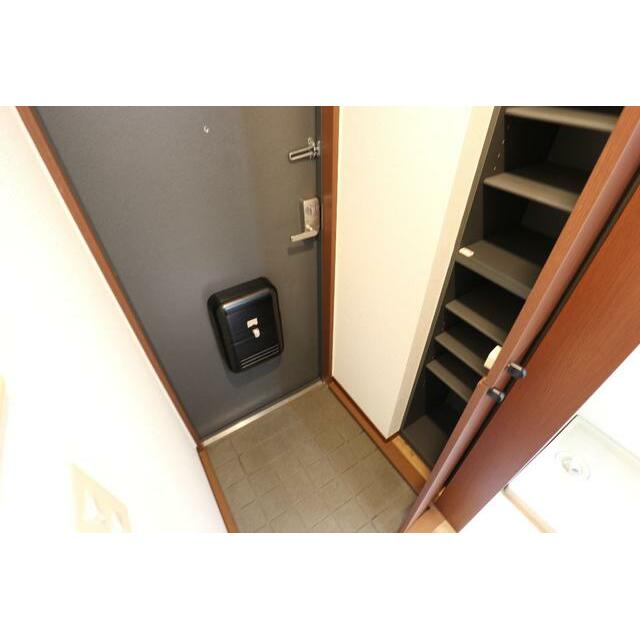 設備 シューズボックス