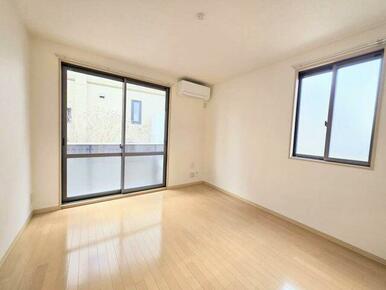 リビング・バルコニー