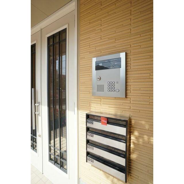 エントランスオートロック仕様。