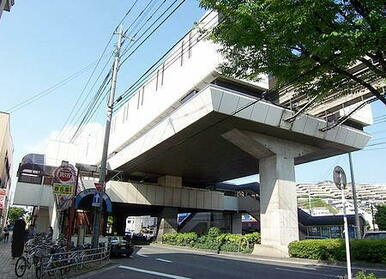 北九州モノレール　徳力公団前駅