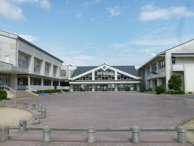 武雄市立御船が丘小学校