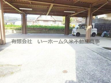 駐車スペースもあります