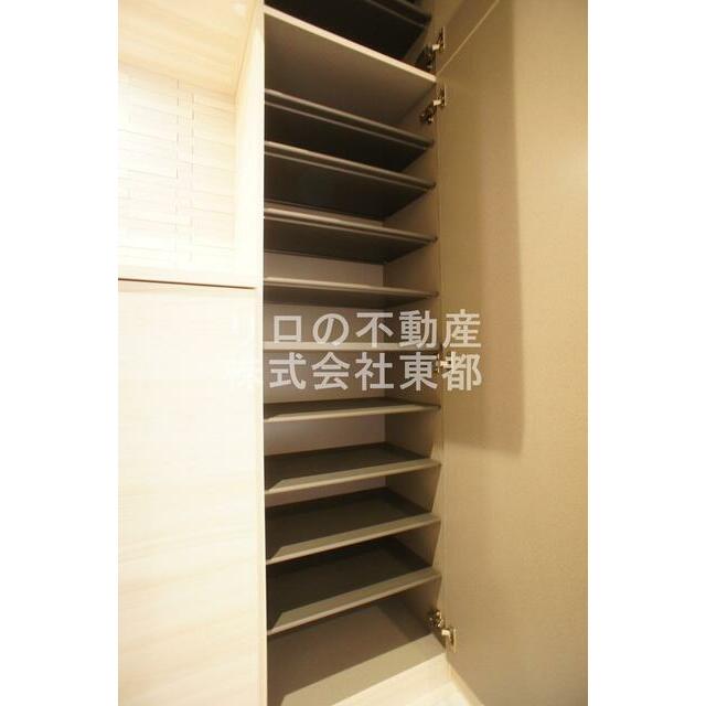 シューズボックス付☆いつでもスッキリ片付きますね！