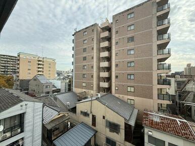 バルコニーからの南側眺望です。（2025年12月現在）