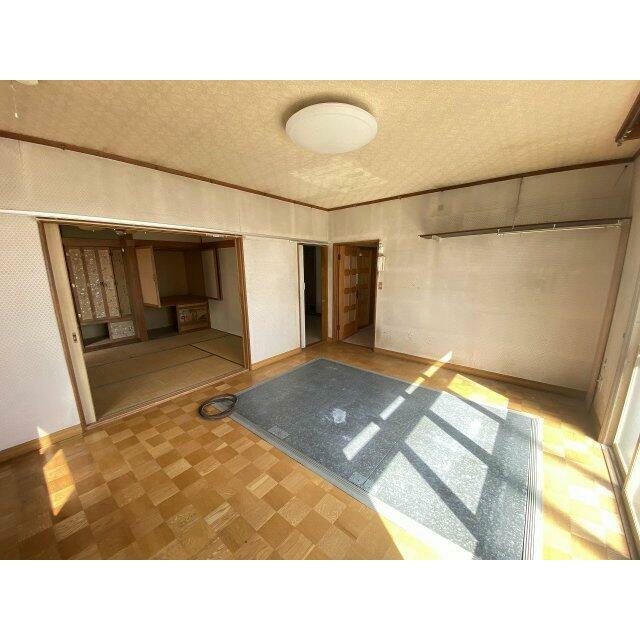 床暖パネルがあります