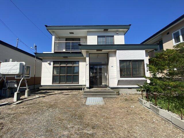 苫小牧市 矢代町２丁目 (青葉駅) 2階建 4LDKの写真