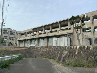 平野中学校