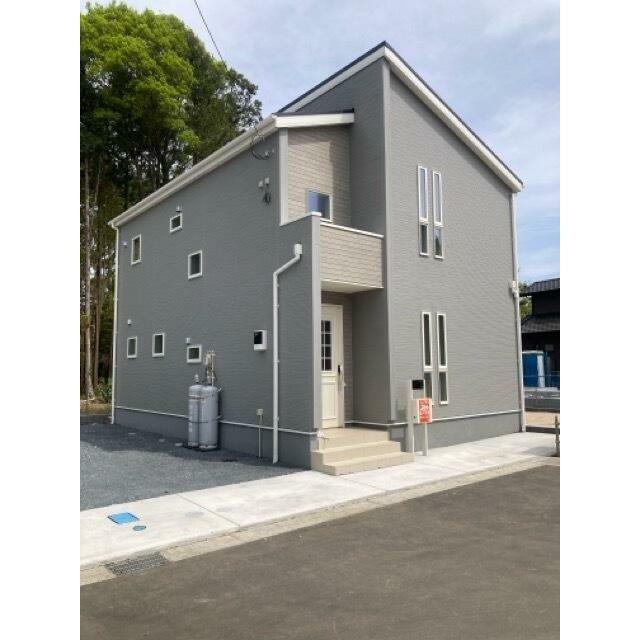 日を重ねるごとにこの佇まいに愛着が湧いてきそう（4号棟）