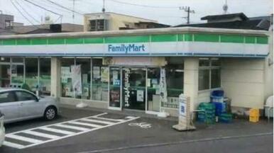 ファミリーマート