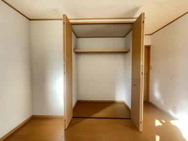 「クローゼット」洋室約6.5帖