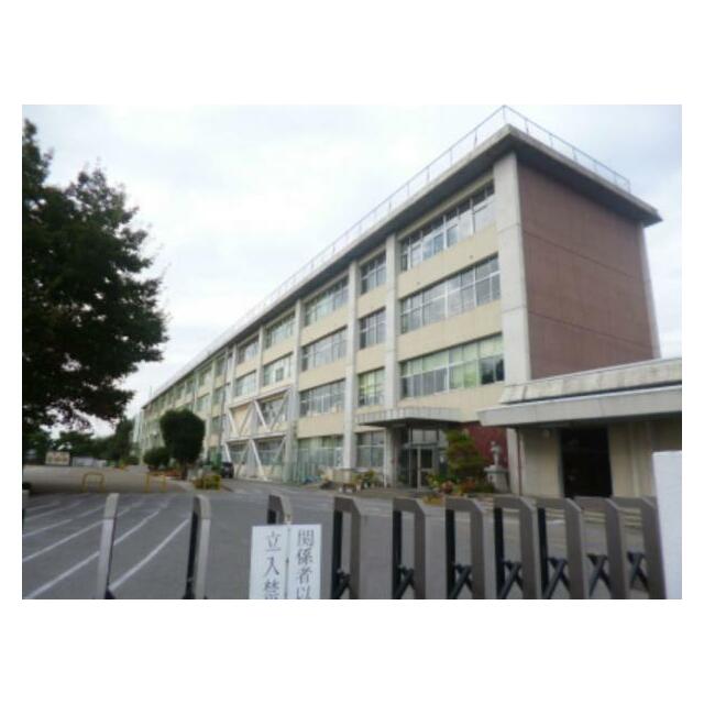 雀宮中央小学校　484ｍ/徒歩7分、車2分