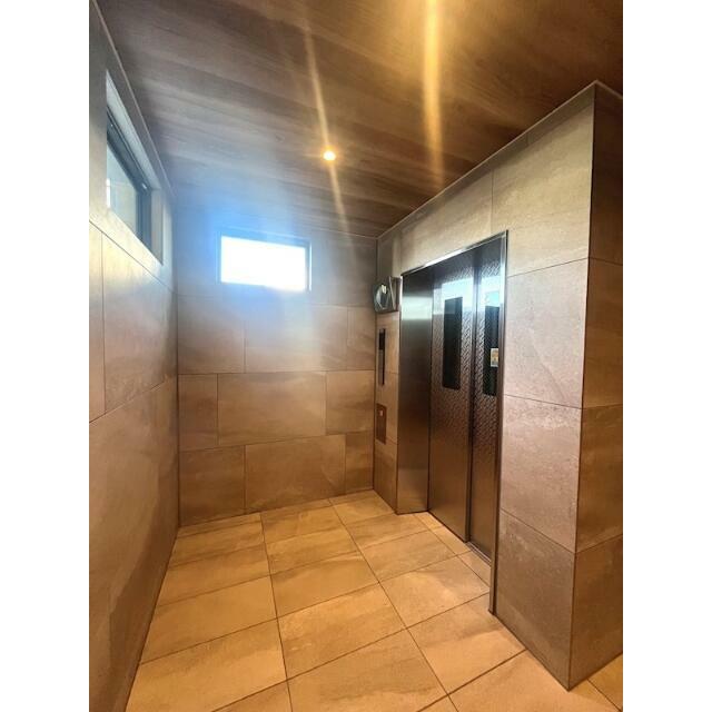 エレベーター完備