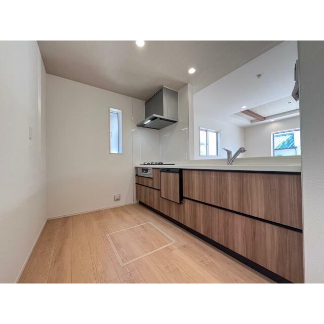 detached 飛高町栄