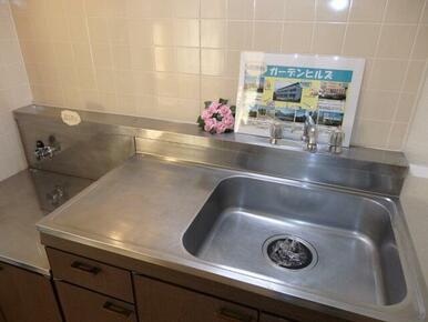 都市ガスで経済的キッチン