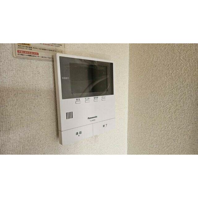 TVモニターホンが設置されているので来客者のお顔が確認できます