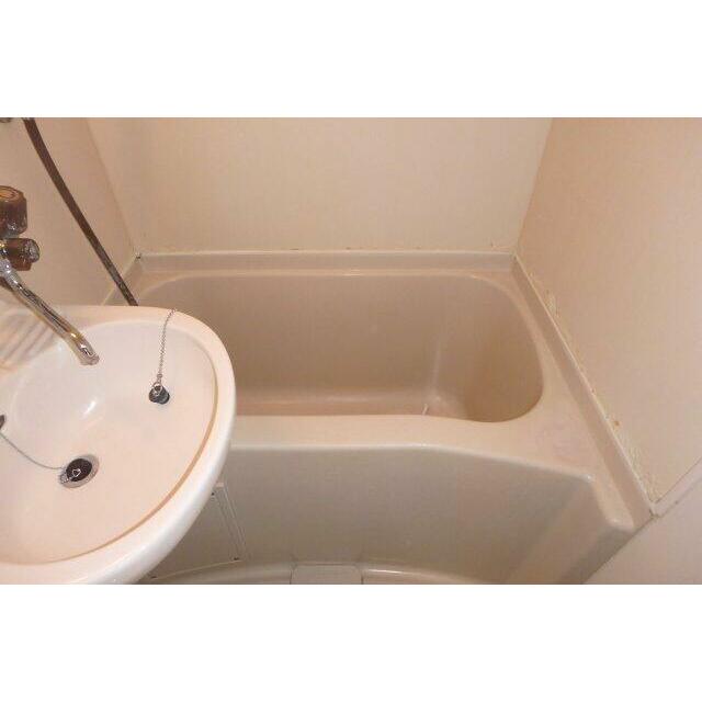 他のお部屋の参考写真となります。