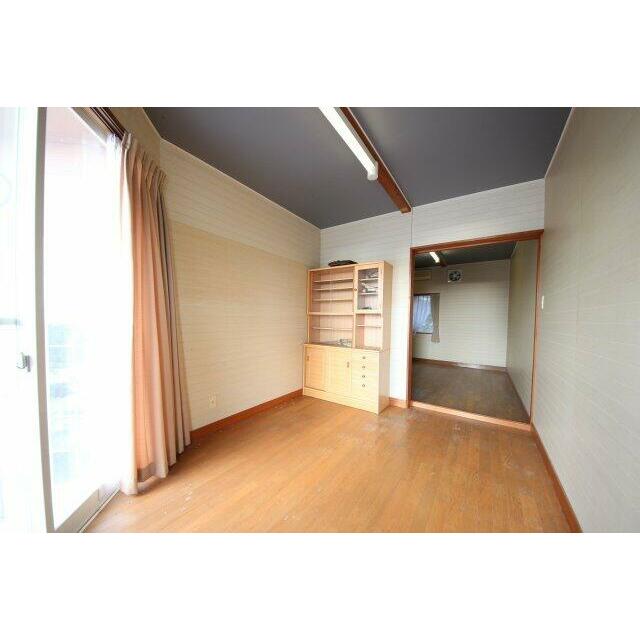 一階洋室②別角度