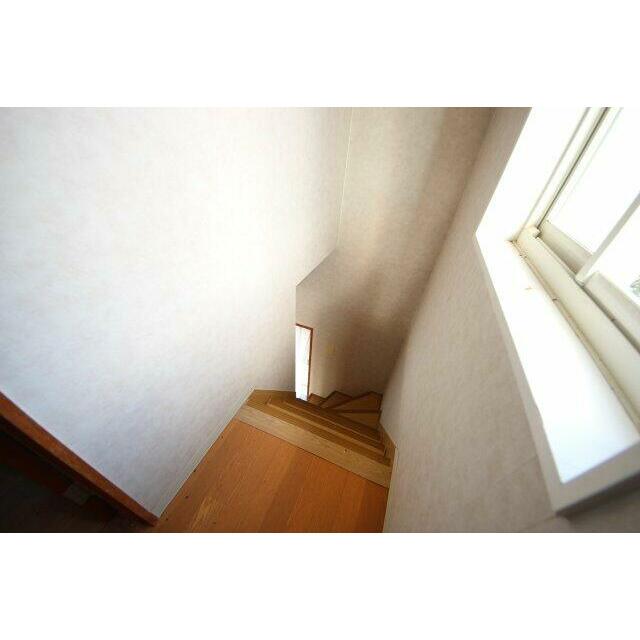 3階への階段