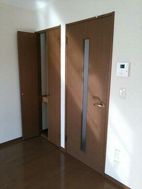 角部屋につき通風採光良好なお部屋です