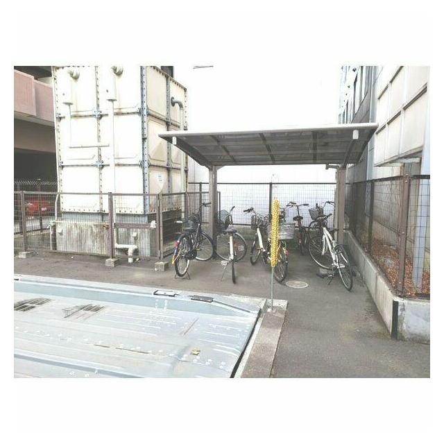 屋根付駐輪場