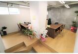 情報提供会社