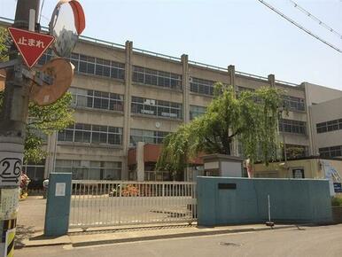 貝塚市立東小学校