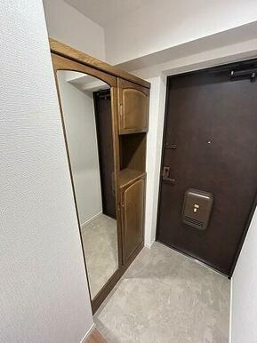 「玄関」大容量のシューズBOXがあります。