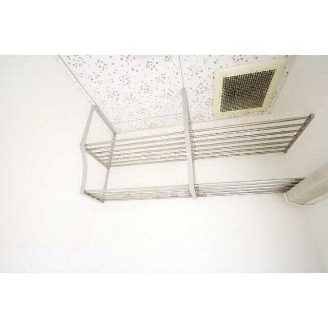 キッチン上部に便利な棚有☆
