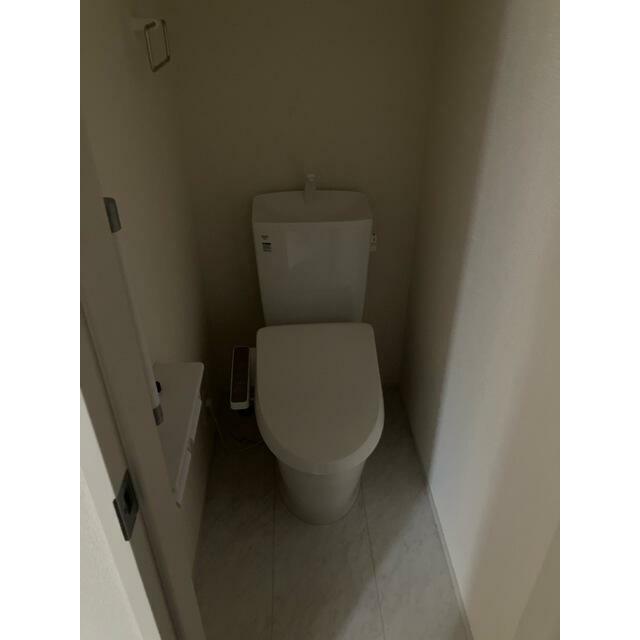 見落としなしで隅々チェック。トイレは家を映す鑑となります。（1号棟）