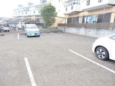 敷地内駐車場です♪※要空確認