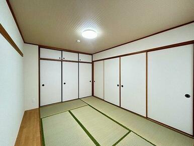 和室約７．６帖　別アングル