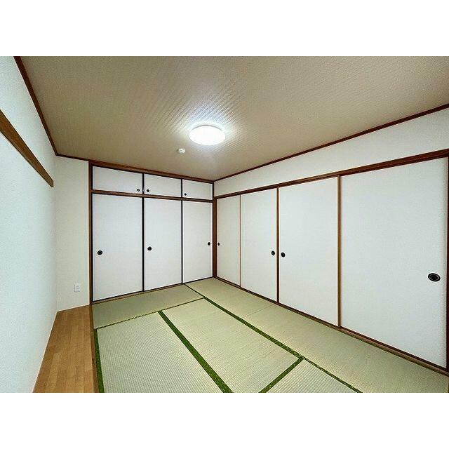 和室約７．６帖　別アングル