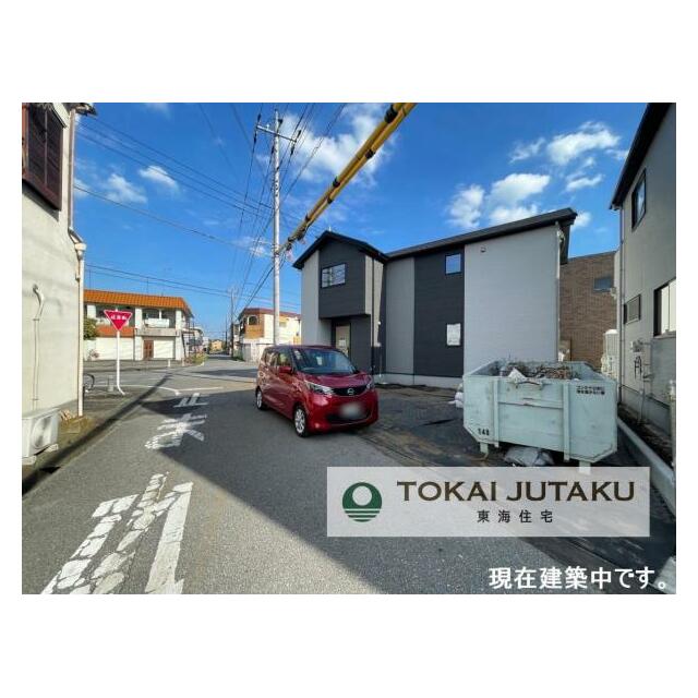 東側約17.8M、北側約5.1M幅員の公道角地。車の出し入れもスムーズに行えますね＾＾