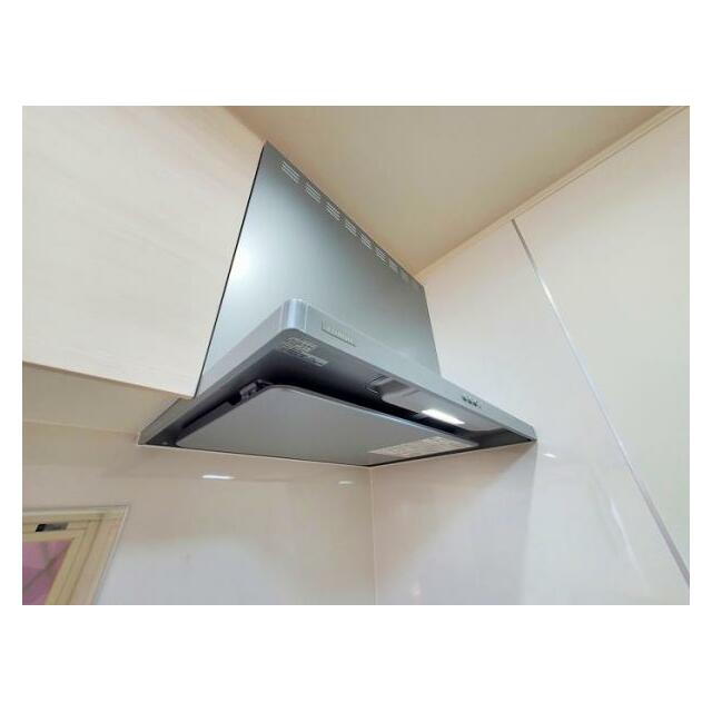 レンジフード(フラットスリムを採用しています)