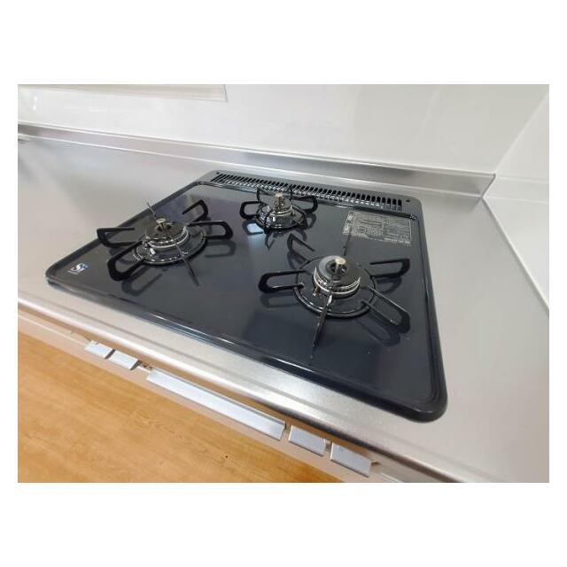 コンロ(新品交換済みの３口コンロでお料理ラクラク)