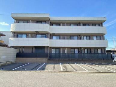 積水ハウス施工の３階建て鉄骨造の賃貸住宅☆