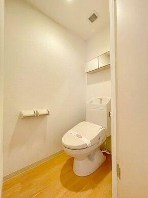 温水洗浄便座付トイレ