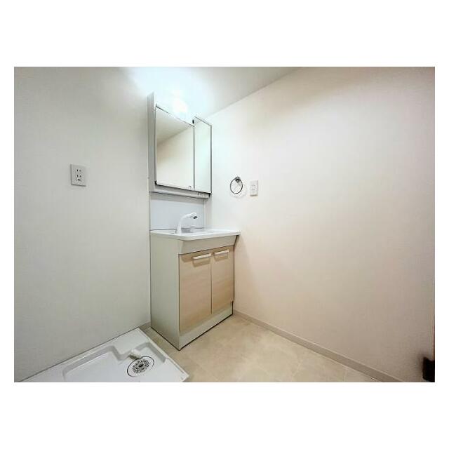 「洗面化粧台」新規交換済みです