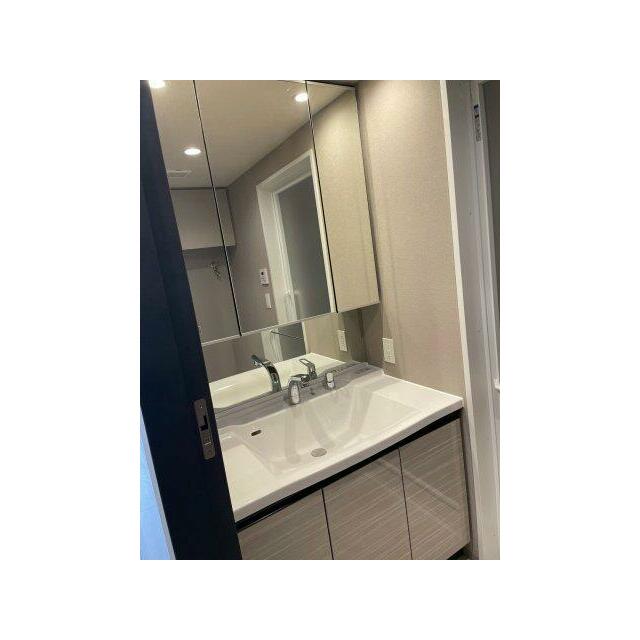 人気の三面鏡洗面化粧台♪