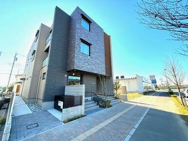 積水ハウス施工の賃貸住宅『シャーメゾン』重量鉄骨造３階建マンションタイプ