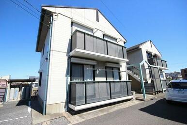 積水ハウス施工軽量鉄骨造２階建です