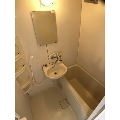 シャンプー等がおけるラックあり