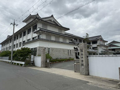南丹市立園部中学校