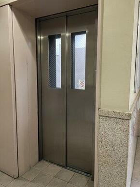 エレベーター