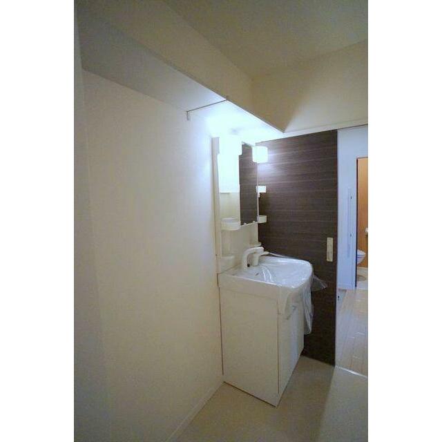 洗面化粧台がございます