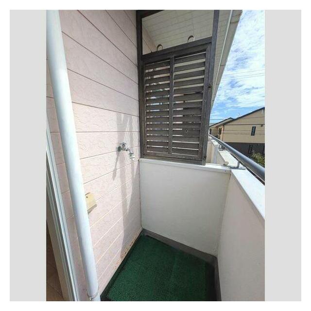 洗濯機置き場はベランダになります